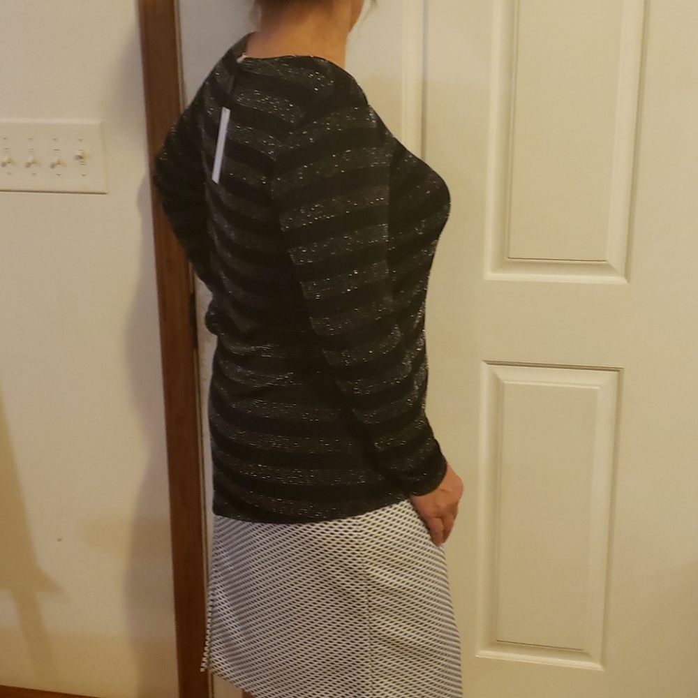 NWT Calvin Klein, long sleeve top, M - Picture 3 of 4